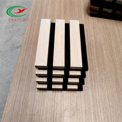 Los paneles de pared de madera acústicos incombustibles no tóxicos, tablero amistoso del listón del MDF de Eco