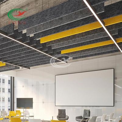 Tablero insonoro inodoro no tóxico del techo, los paneles de techo a prueba de humedad de la tela