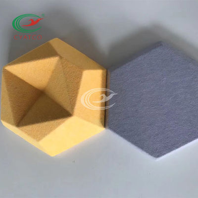 Los paneles acústicos del hexágono ligero 3D ignifugan la fibra de poliéster